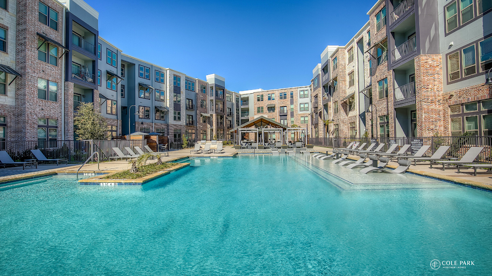 Cole Park Apartments